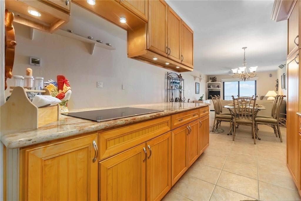 4201 S ATLANTIC AVENUE 409 photo 3