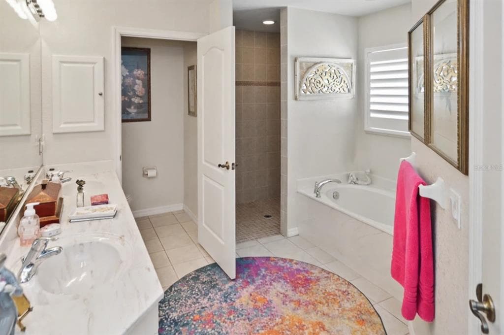 314 BAYTREE DRIVE photo 24