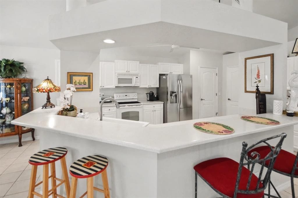 314 BAYTREE DRIVE photo 15