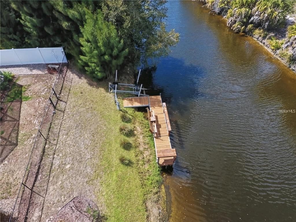 314 BAYTREE DRIVE photo 8