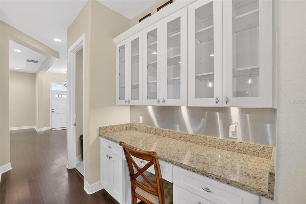 6870 SHIMMERING DRIVE photo 13