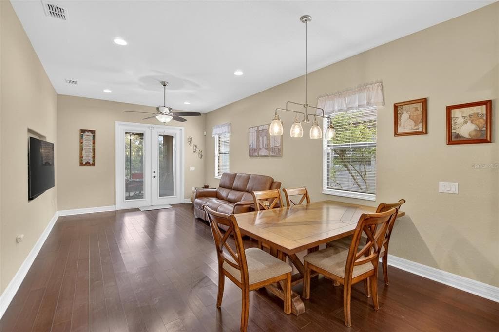 6870 SHIMMERING DRIVE photo 16