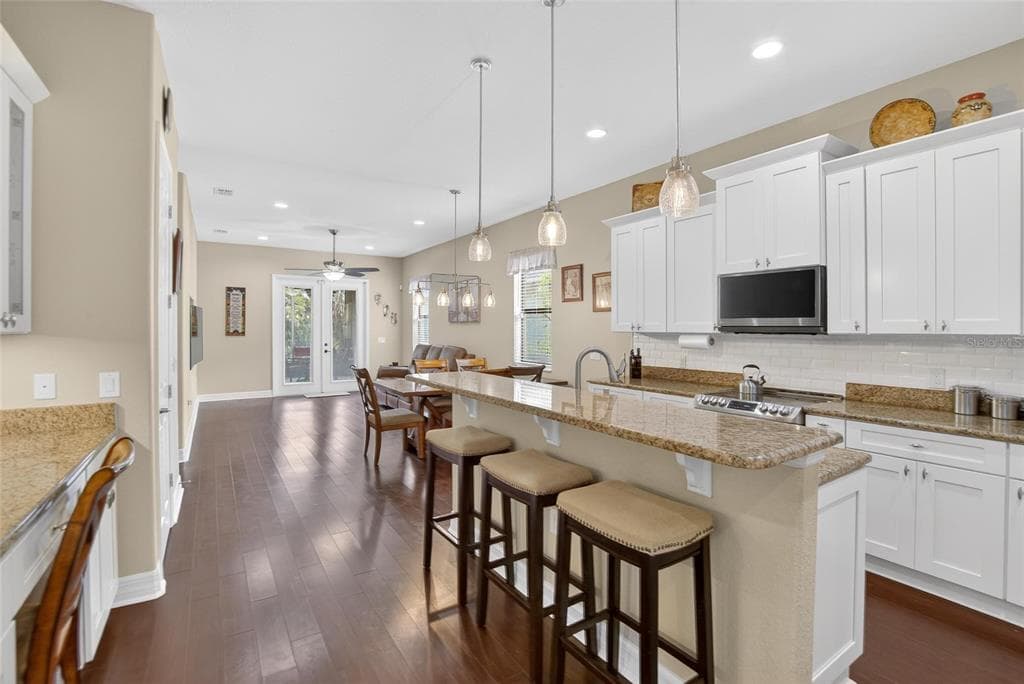 6870 SHIMMERING DRIVE photo 9