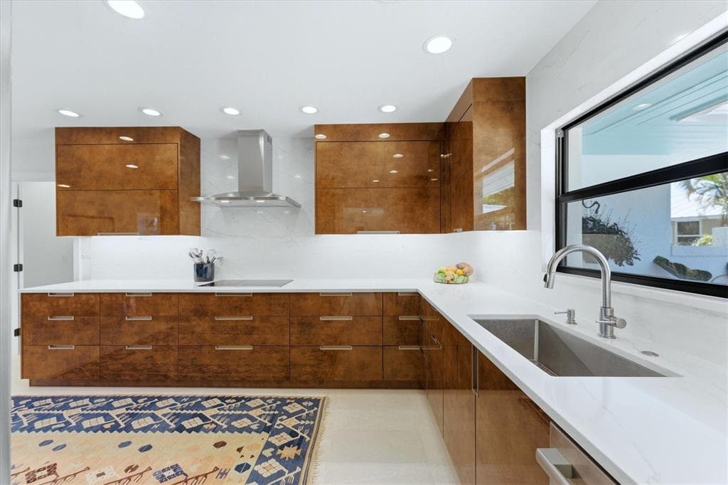 531 72ND STREET photo 22