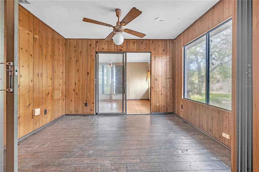 440 MONZA AVENUE photo 23