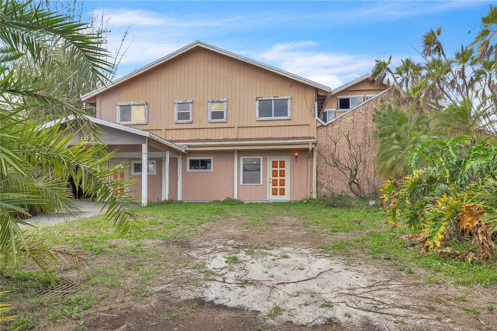 440 MONZA AVENUE photo 2