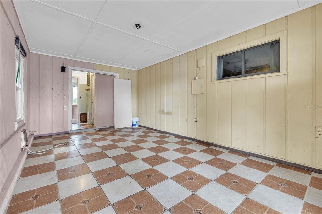 440 MONZA AVENUE photo 6