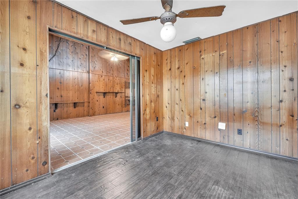 440 MONZA AVENUE photo 24
