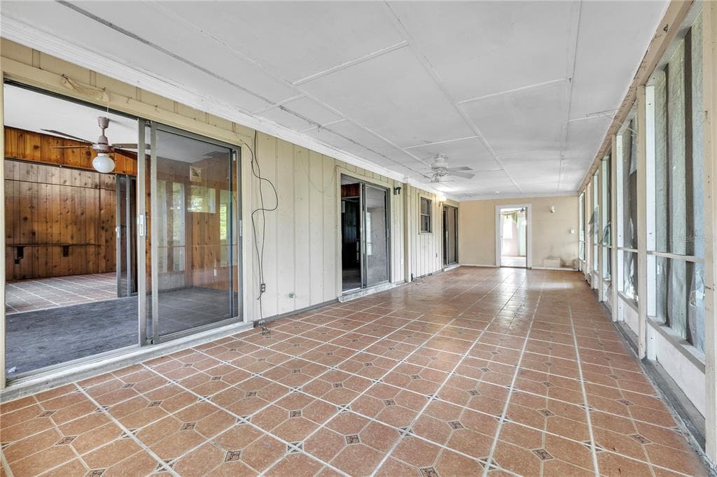 440 MONZA AVENUE photo 25