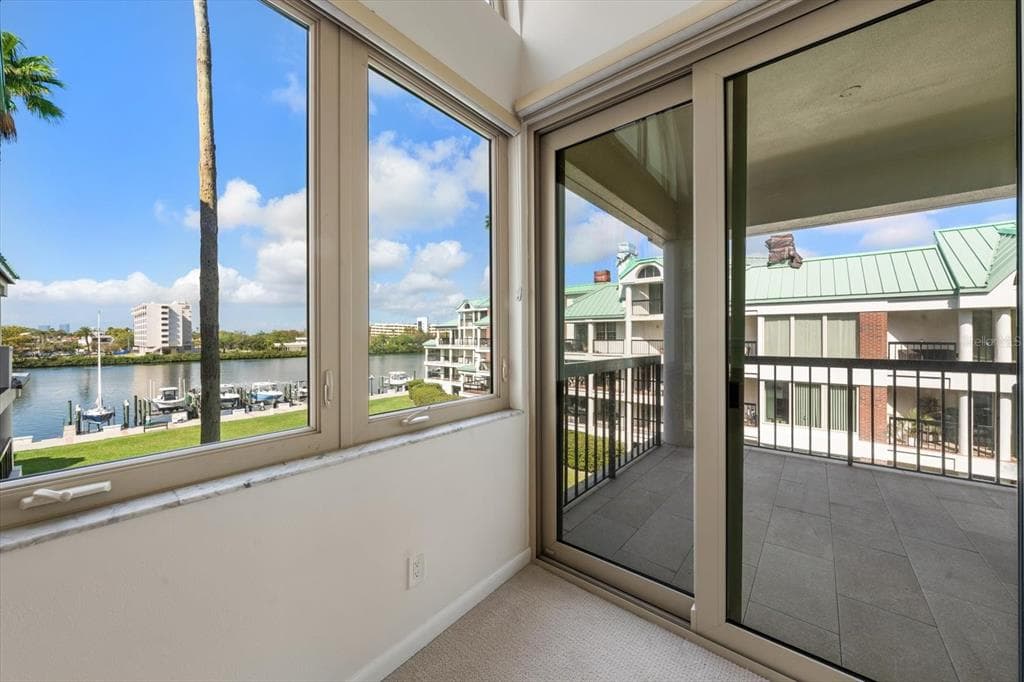 947 SEDDON COVE WAY 947 photo 11
