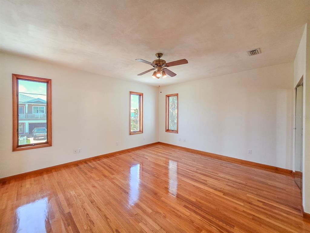 2652 S OCEAN SHORE BOULEVARD photo 22