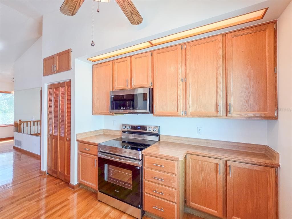 2652 S OCEAN SHORE BOULEVARD photo 18