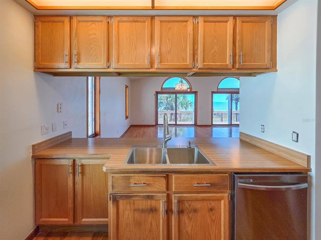 2652 S OCEAN SHORE BOULEVARD photo 19