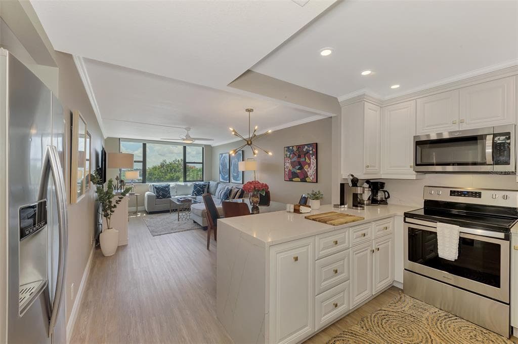 5855 MIDNIGHT PASS ROAD 333 photo 11
