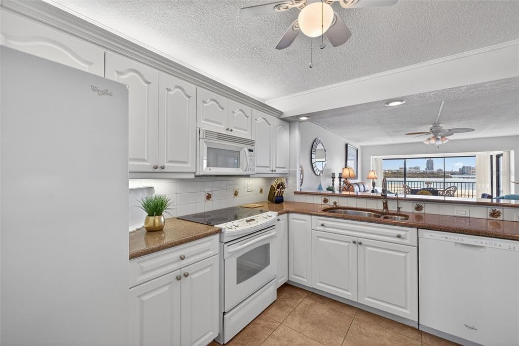 865 S GULFVIEW BOULEVARD 207 photo 16
