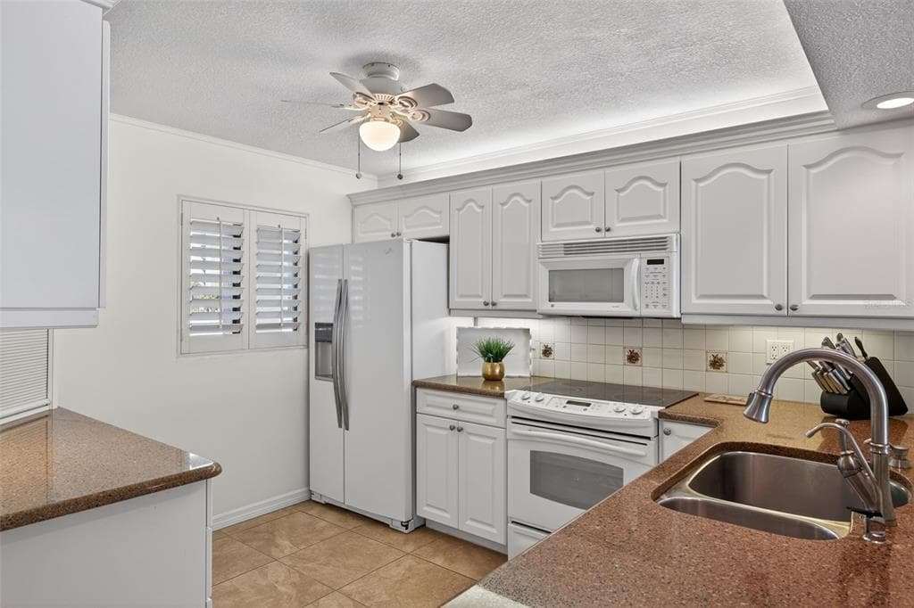 865 S GULFVIEW BOULEVARD 207 photo 18