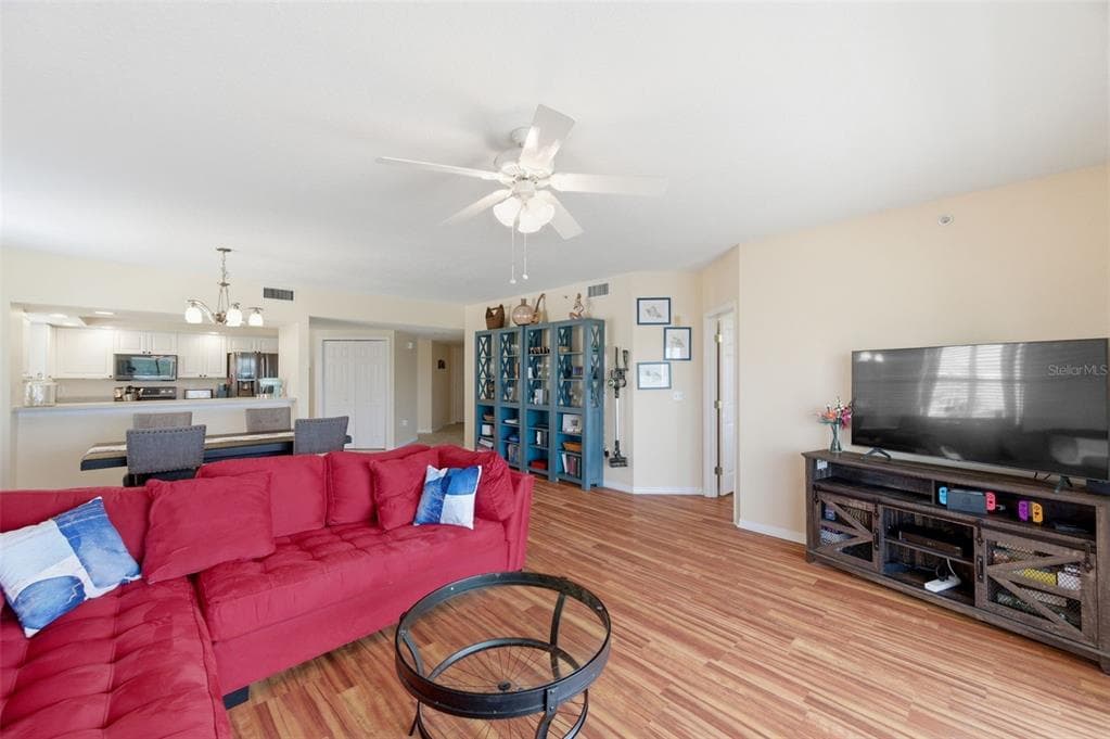 1200 COUNTRY CLUB DRIVE 1206 photo 16