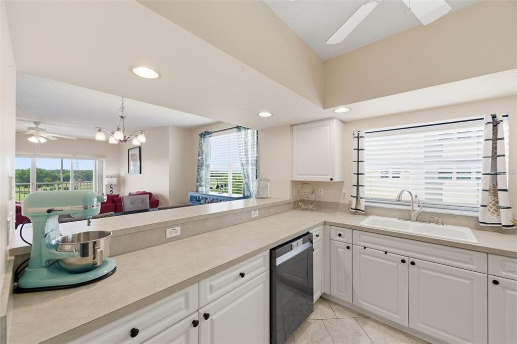1200 COUNTRY CLUB DRIVE 1206 photo 14