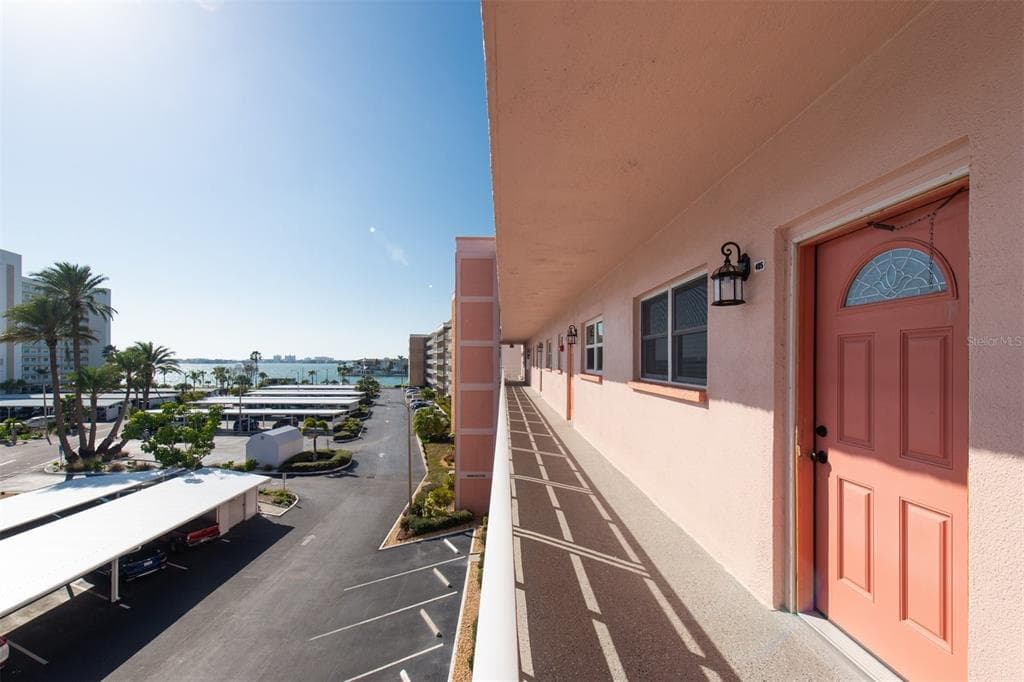6025 SHORE BOULEVARD S 405 photo 3