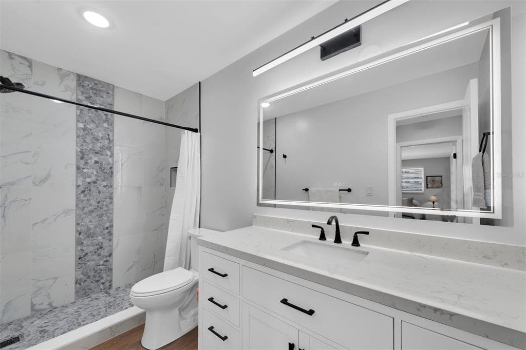 6025 SHORE BOULEVARD S 405 photo 20