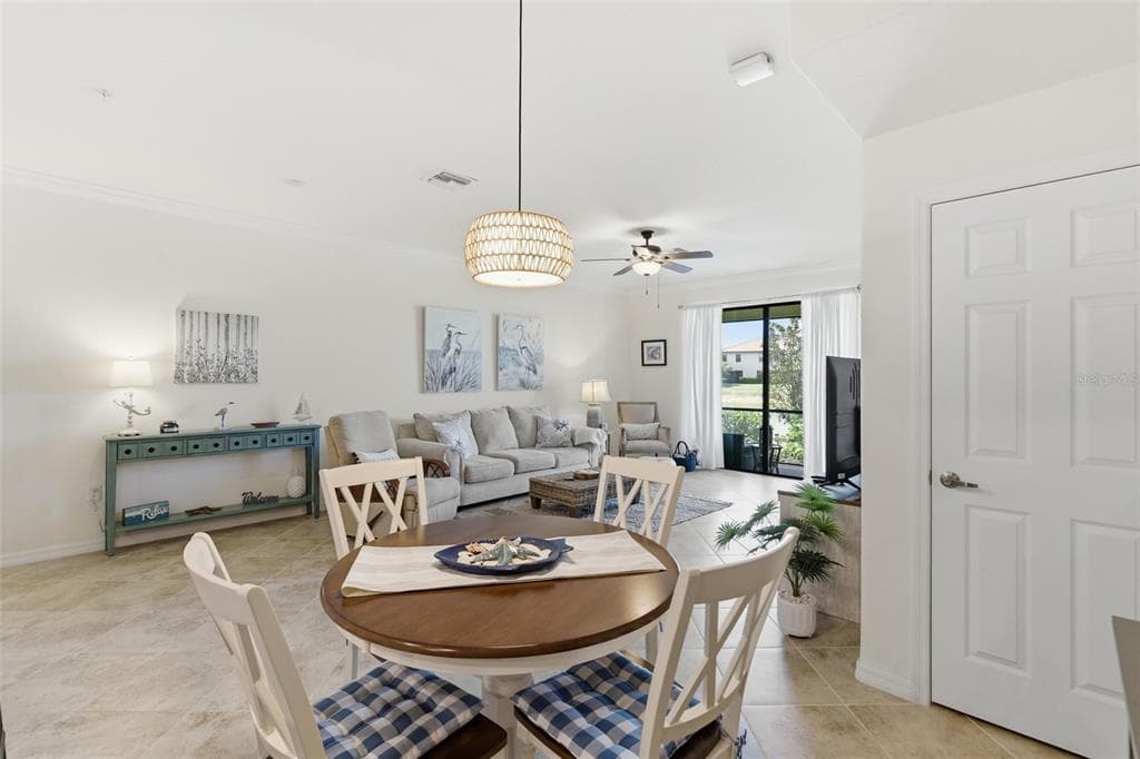 20333 LAGENTE CIRCLE photo 10