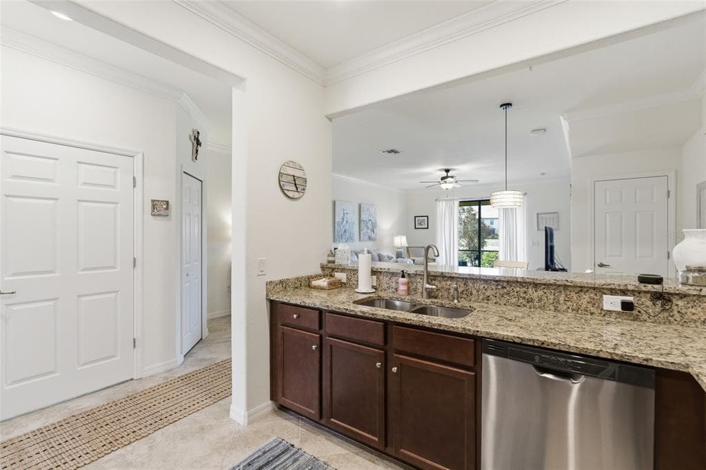 20333 LAGENTE CIRCLE photo 14