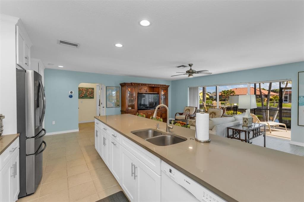 610 ELEUTHERA DRIVE photo 6