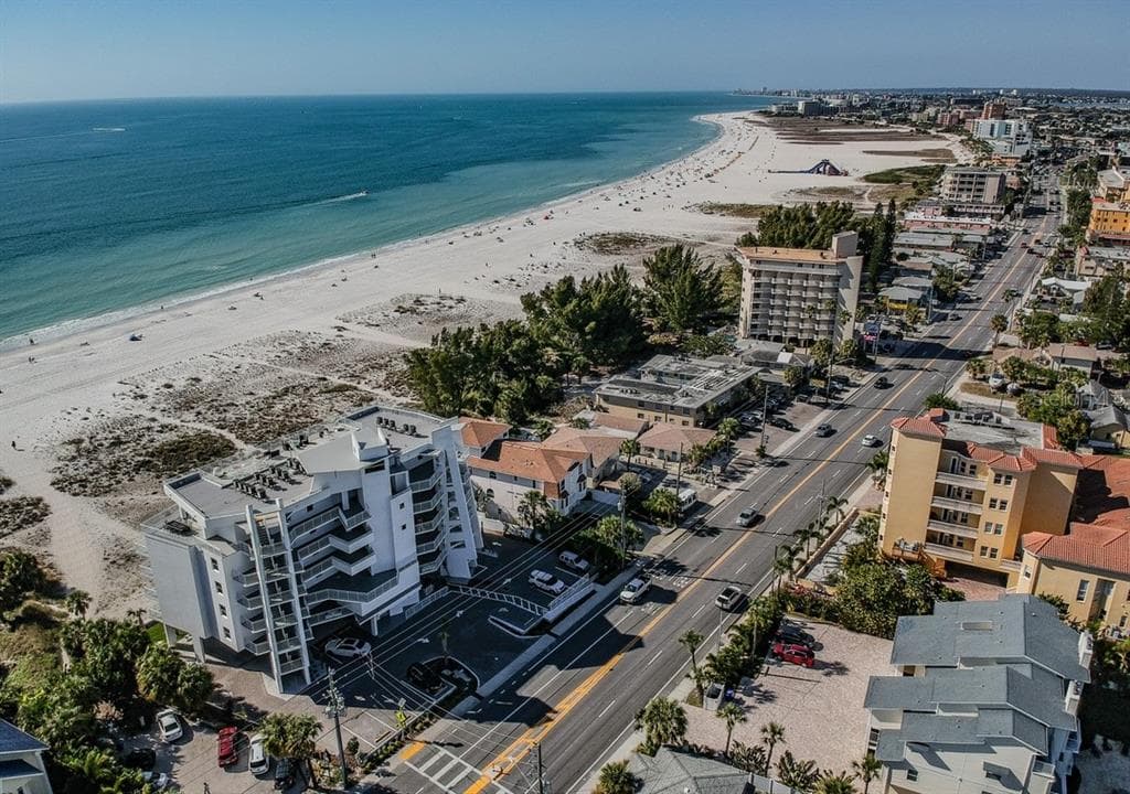 10116 GULF BOULEVARD 203W photo 23