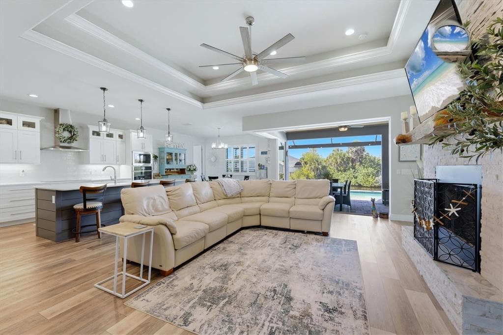 1022 BEEKMAN CIRCLE photo 13