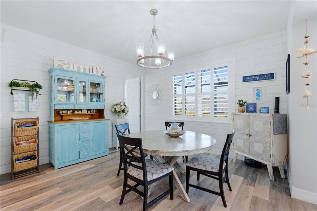 1022 BEEKMAN CIRCLE photo 17