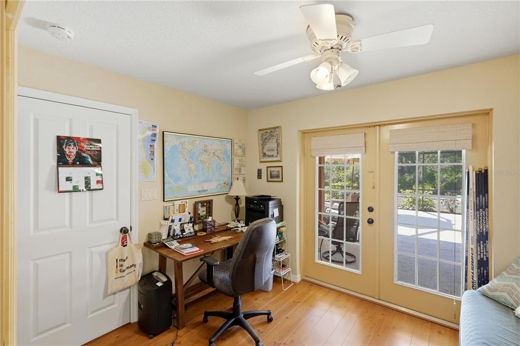 361 CHESHIRE STREET photo 21