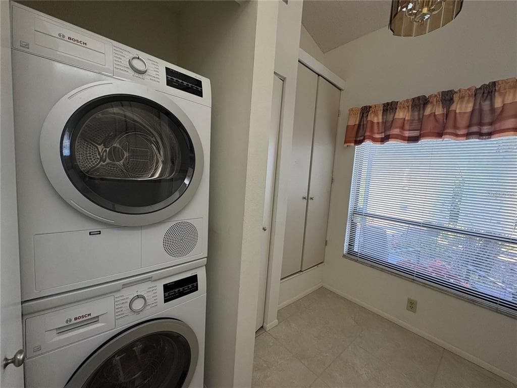 7234 CLOISTER DRIVE 7234 photo 13