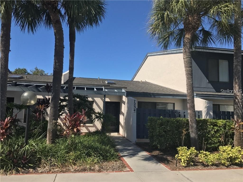 7234 CLOISTER DRIVE 7234 photo 3