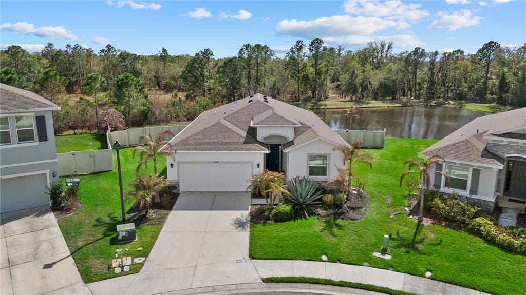 16478 WOODSIDE GLEN photo 2