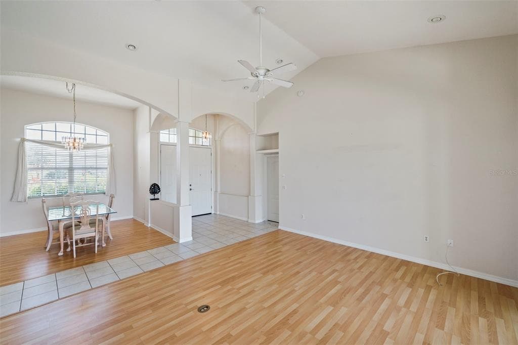 12942 SW KINGSWAY CIRCLE photo 10