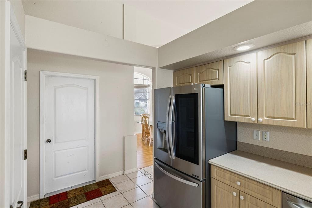 12942 SW KINGSWAY CIRCLE photo 21