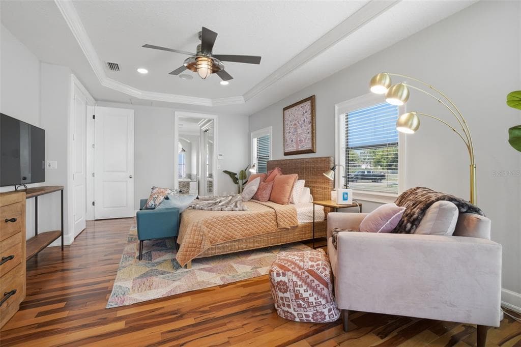 834 MILLSHORE DRIVE photo 22