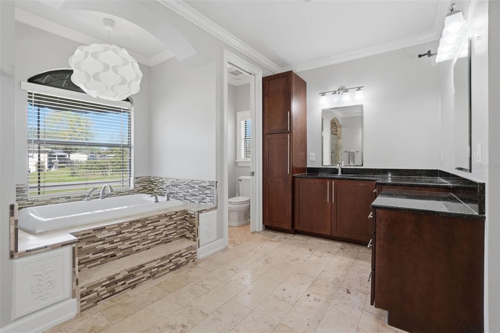 834 MILLSHORE DRIVE photo 25
