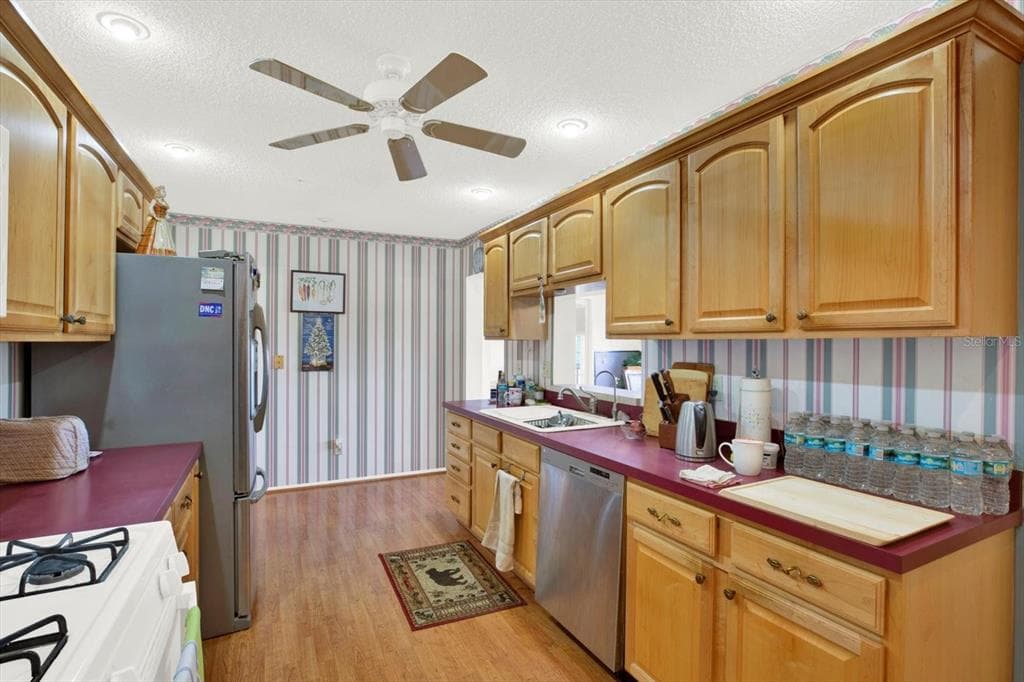 8186 TERRACE GARDEN DRIVE N 601 photo 17