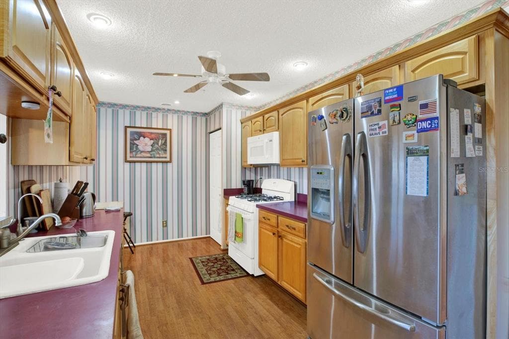 8186 TERRACE GARDEN DRIVE N 601 photo 18