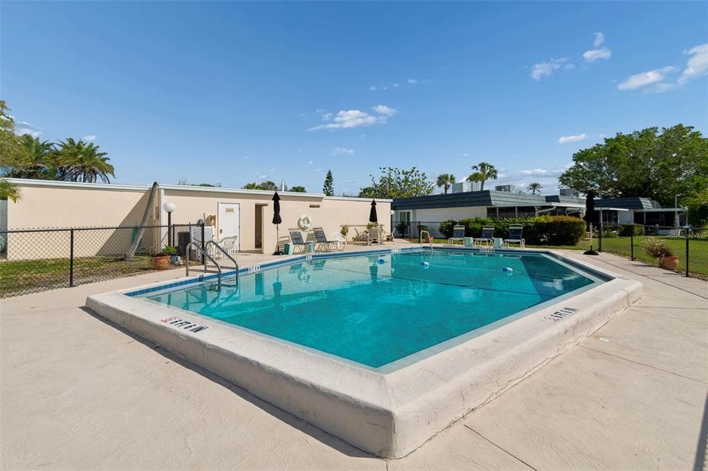 10443 WATERBIRD WAY photo 5