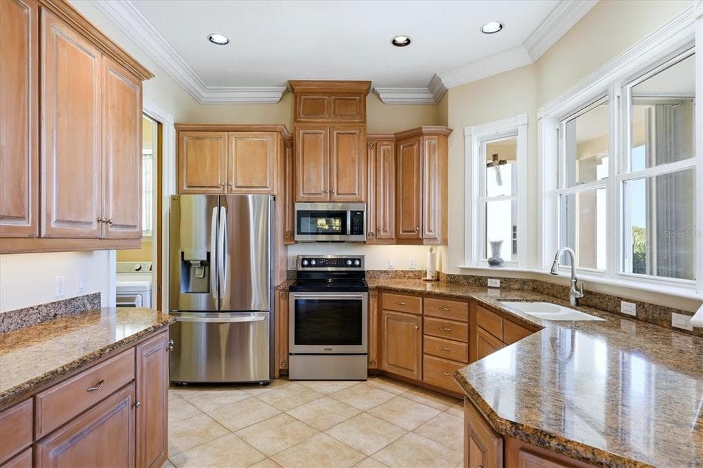 65 PALM DRIVE photo 18