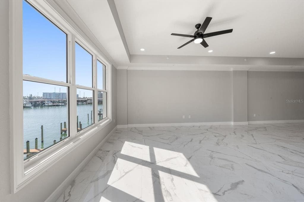 211 DOLPHIN POINT 201 photo 10