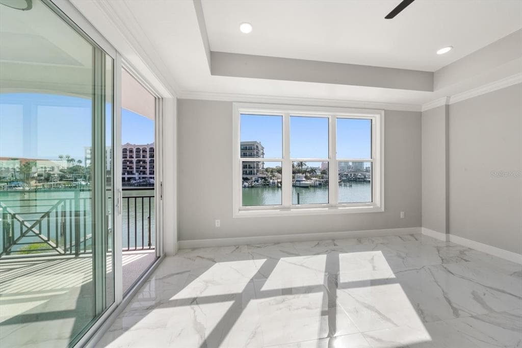 211 DOLPHIN POINT 201 photo 11