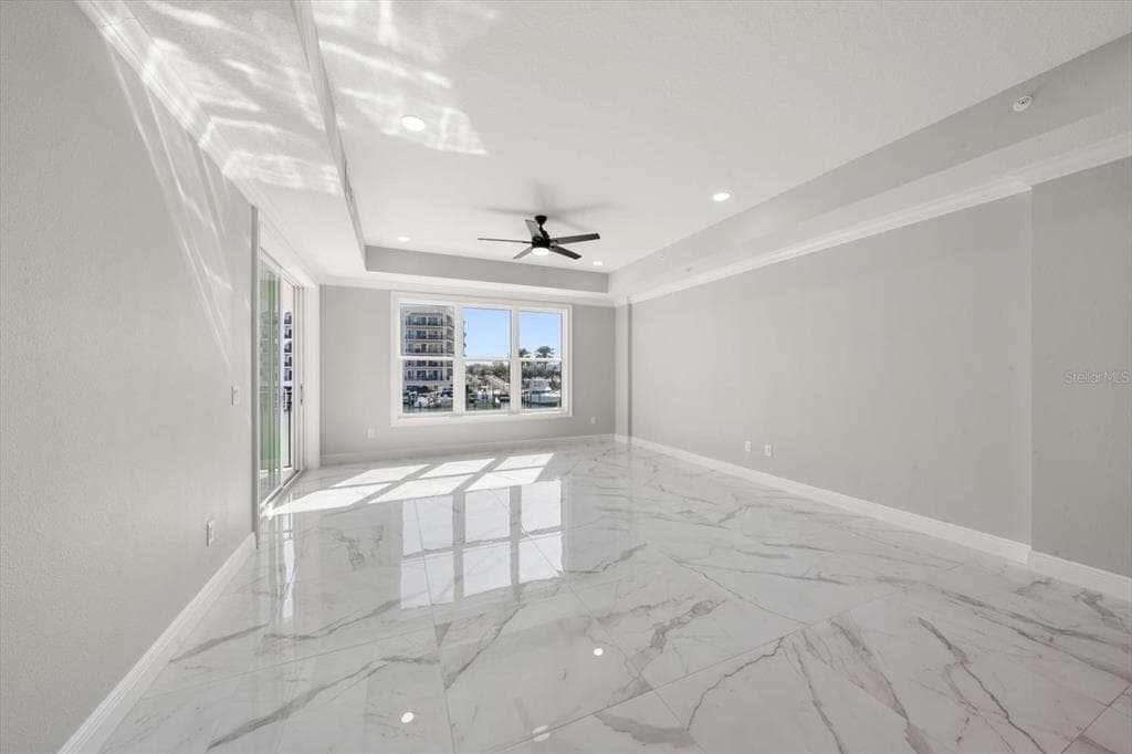 211 DOLPHIN POINT 201 photo 21