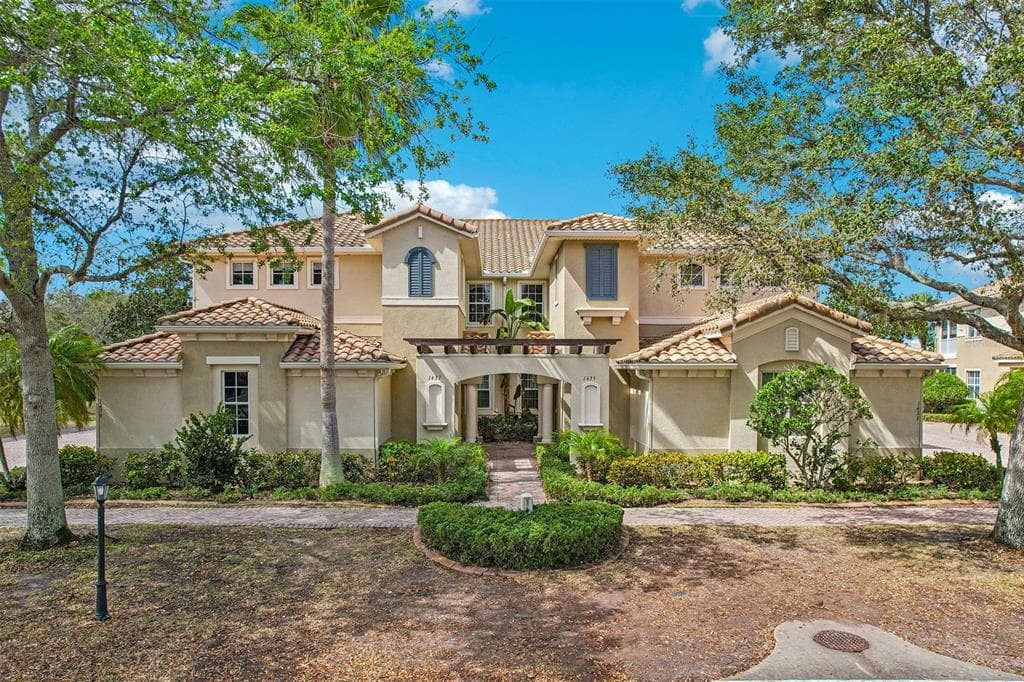 1435 EMERALD DUNES DRIVE photo 1