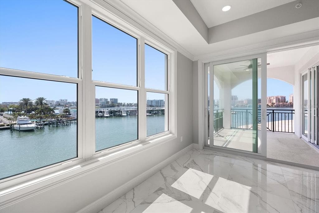 211 DOLPHIN POINT 303 photo 4
