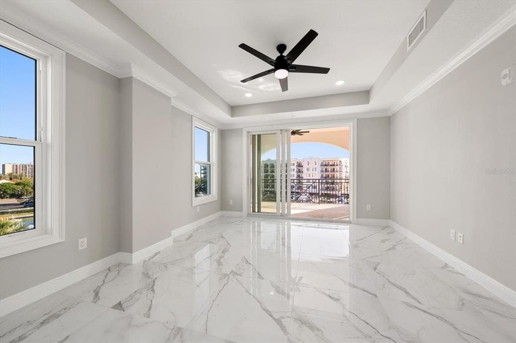 211 DOLPHIN POINT 401 photo 12