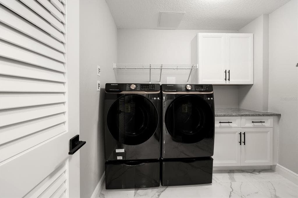 211 DOLPHIN POINT 401 photo 22