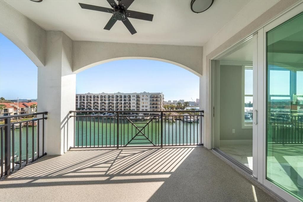 211 DOLPHIN POINT 401 photo 3